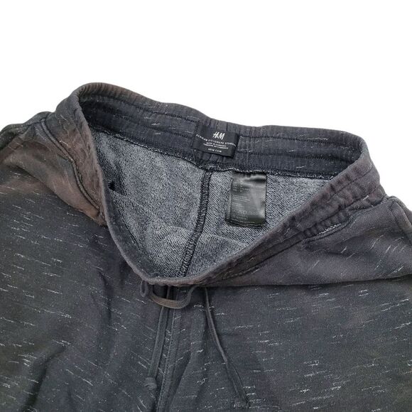 2/$20 H&M Regular Fit Black & White Shorts Pants Size: M - Picture 3 of 9